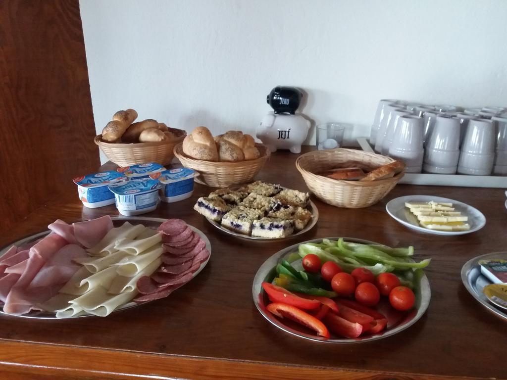 Lučany nad Nisou Penzion Pod Severakem מראה חיצוני תמונה